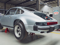 Drive Straat 1974 Porsche 911 SC Polar Silver 9114103164 - Restoration Assembly